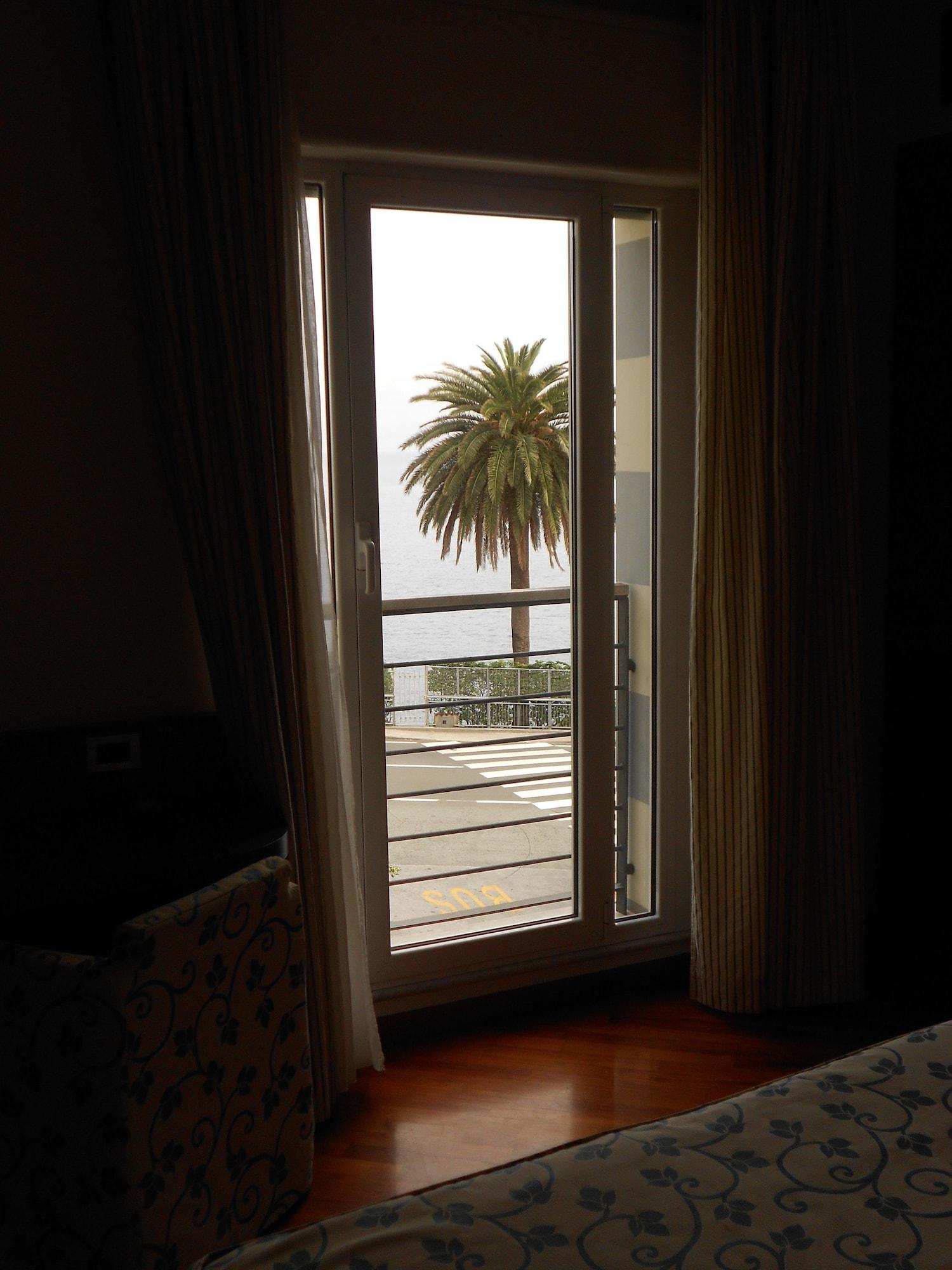 Hotel Le Roi Varazze Εξωτερικό φωτογραφία