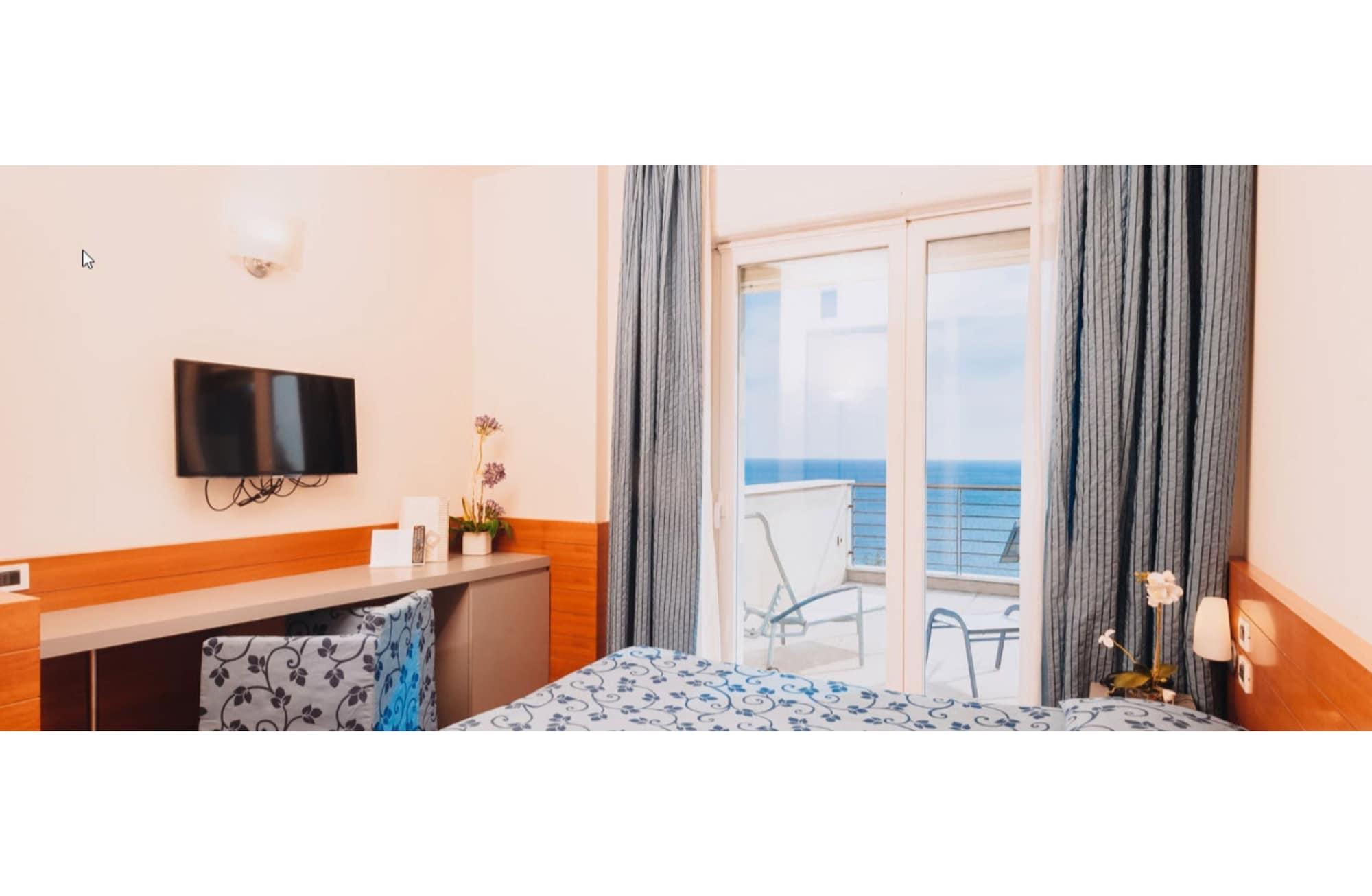 Hotel Le Roi Varazze Εξωτερικό φωτογραφία
