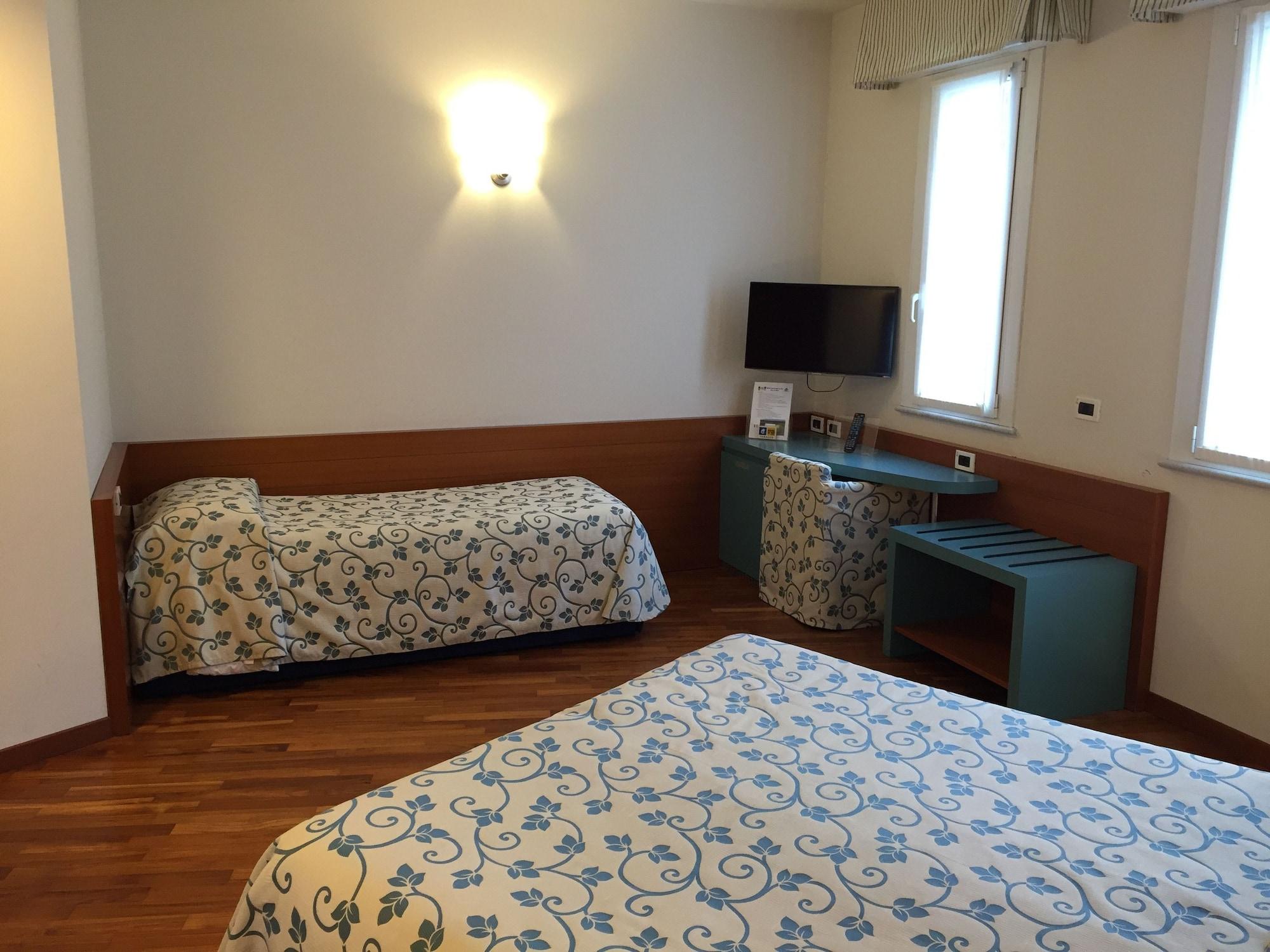 Hotel Le Roi Varazze Εξωτερικό φωτογραφία