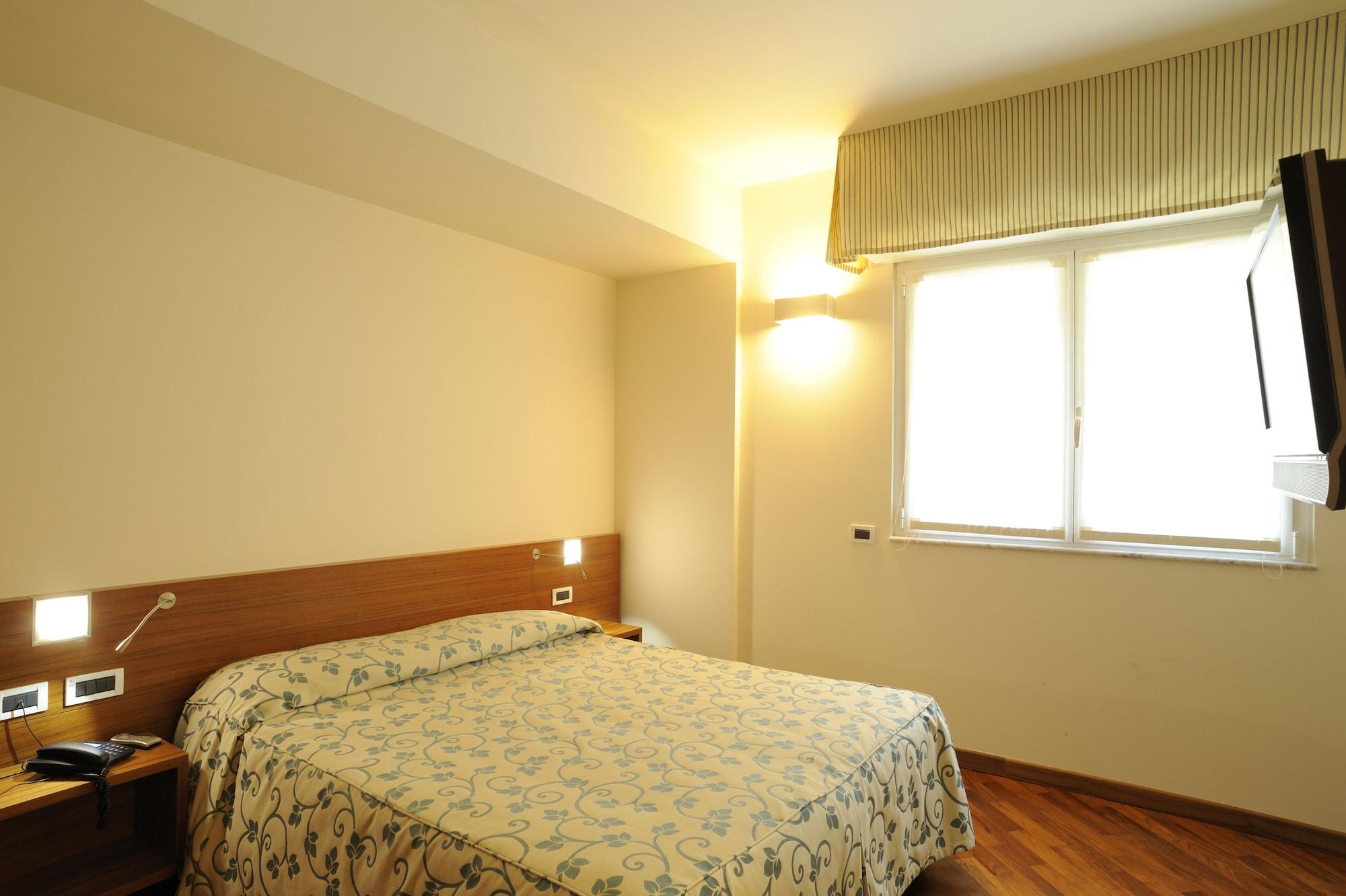 Hotel Le Roi Varazze Εξωτερικό φωτογραφία