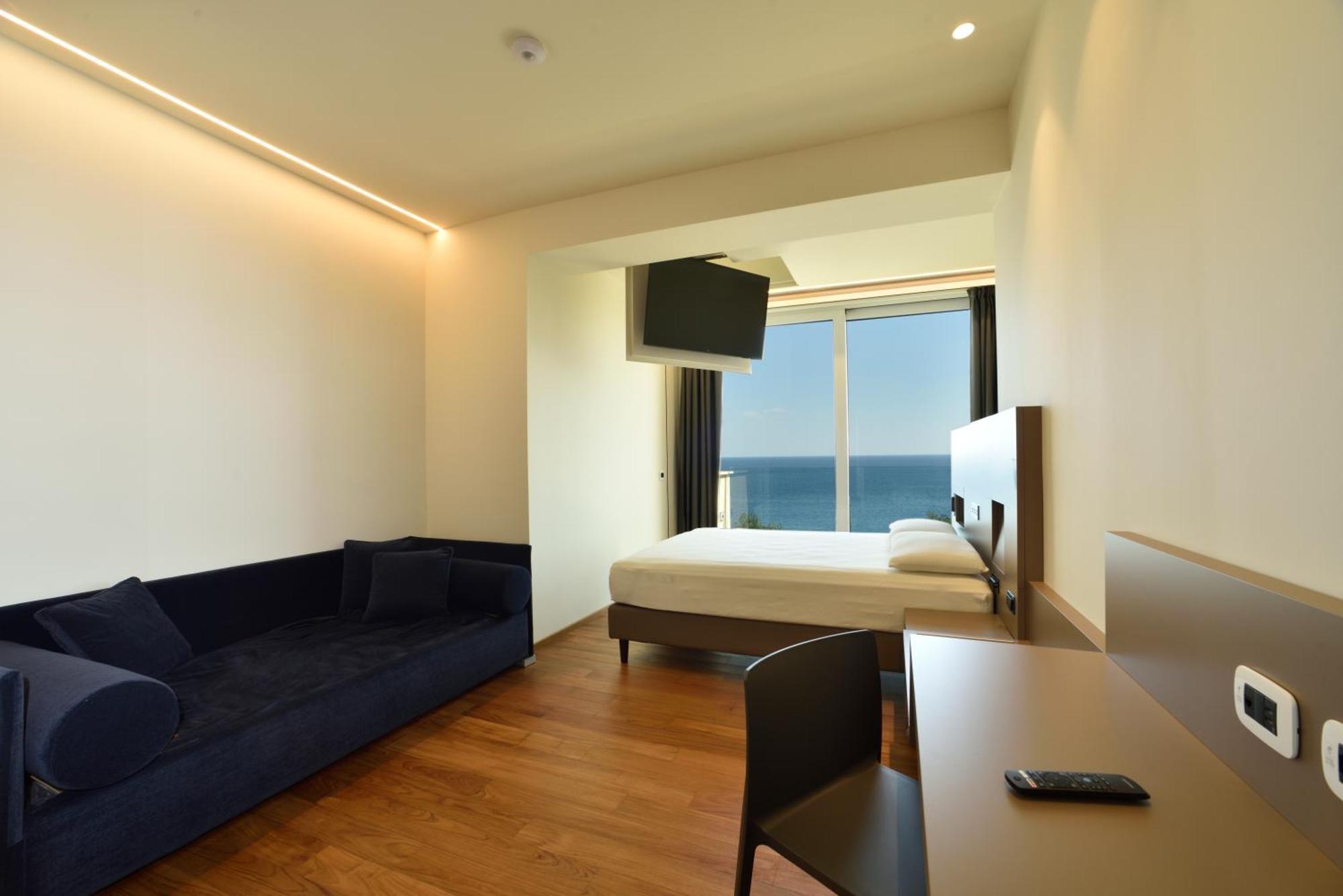 Hotel Le Roi Varazze Εξωτερικό φωτογραφία